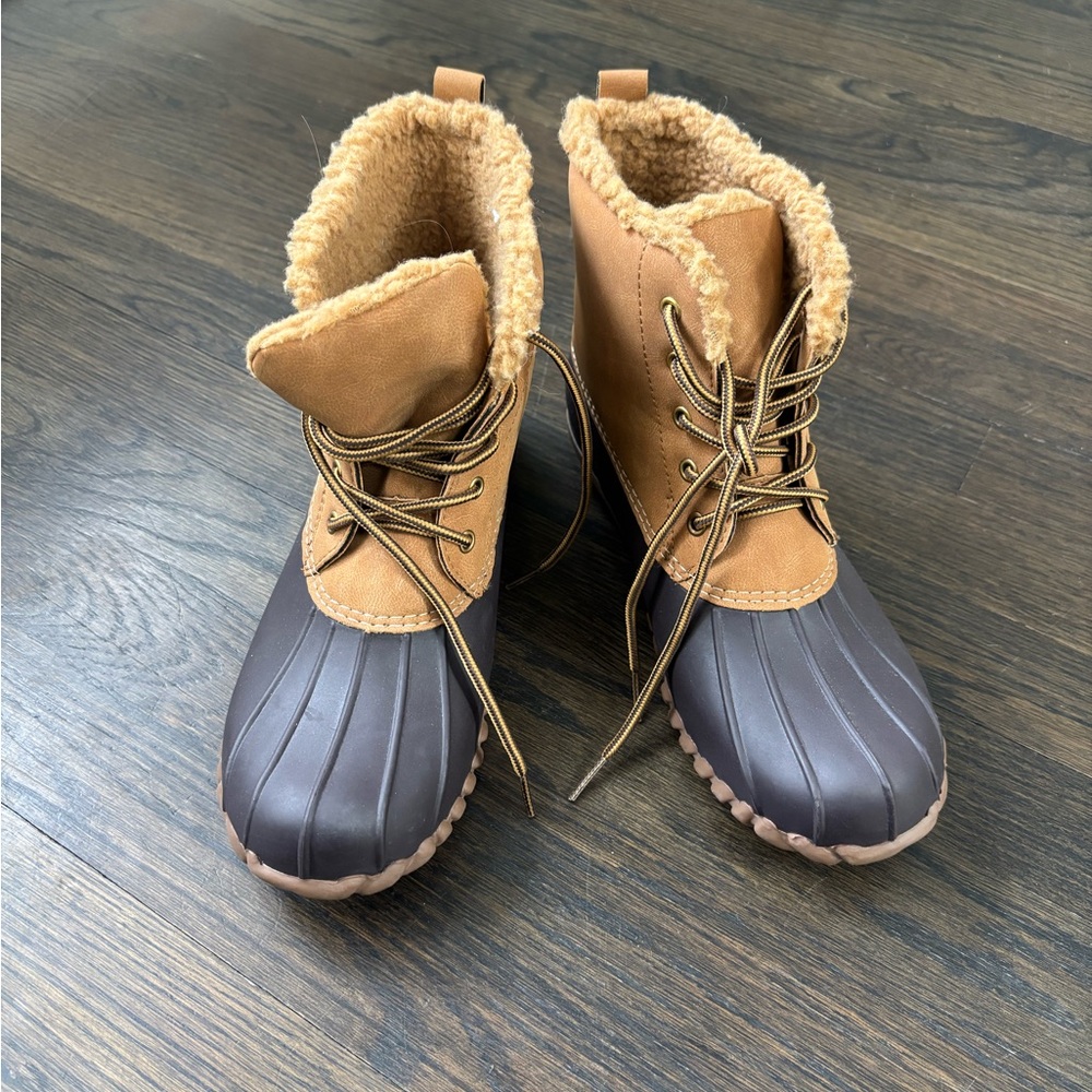 Henry Ferrera Brown and Tan Winter Boots